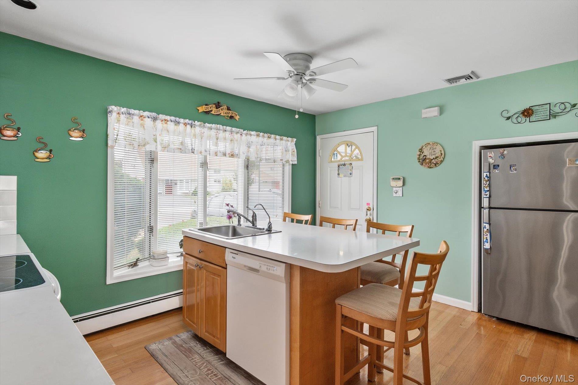 15 Western Lane, Wantagh, NY 11793