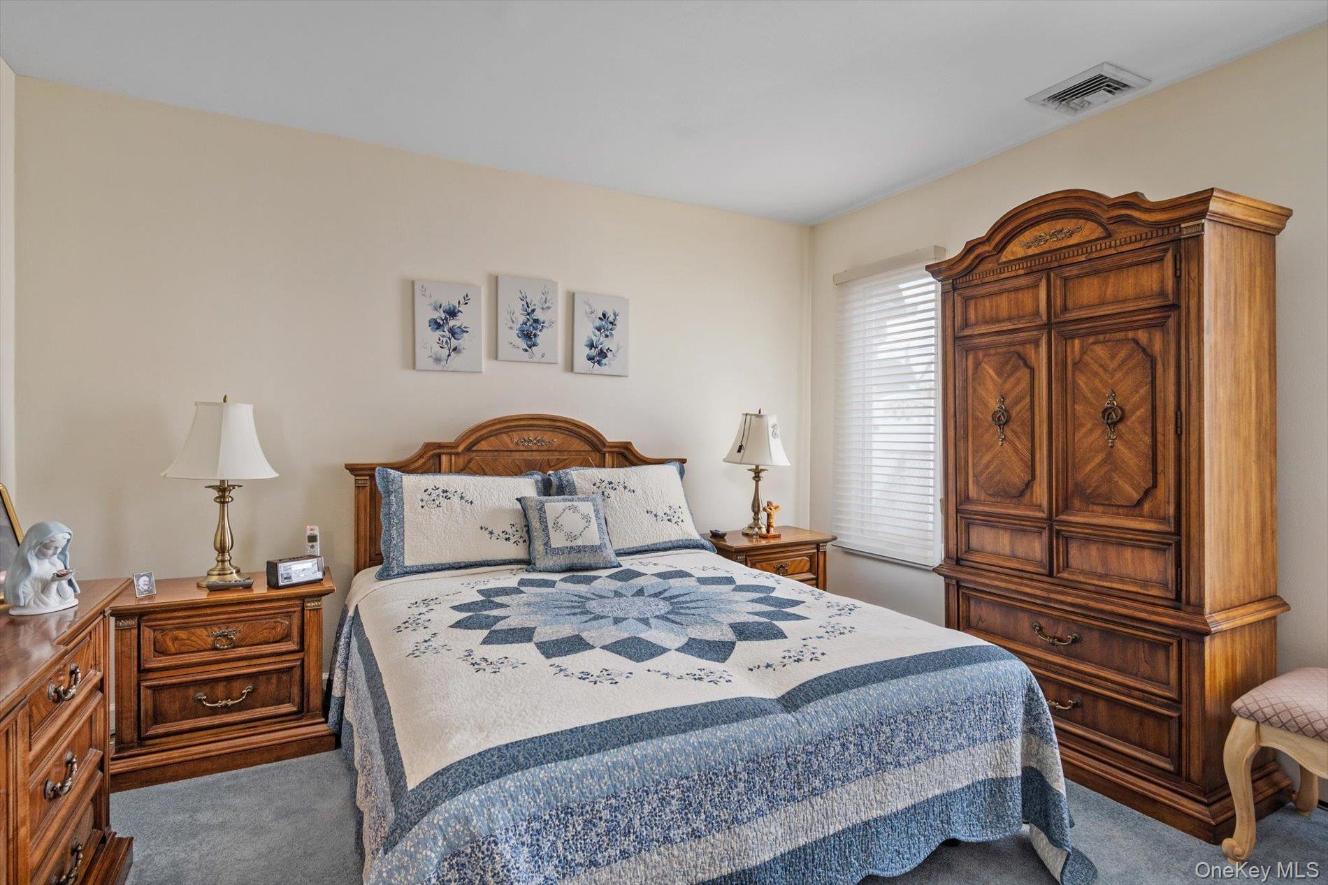 15 Western Lane, Wantagh, NY 11793