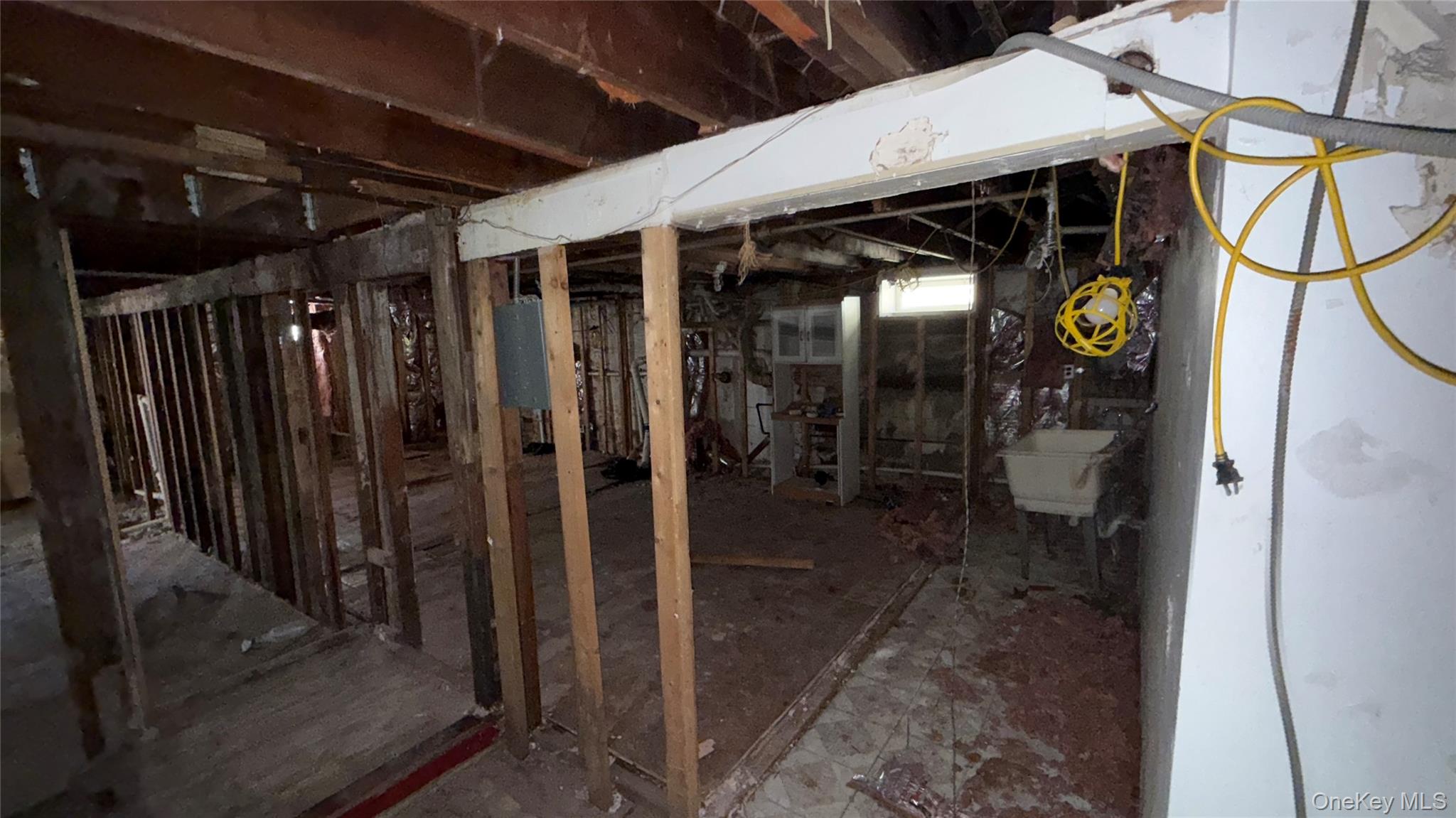 14027 247th Street, Rosedale, NY 11422