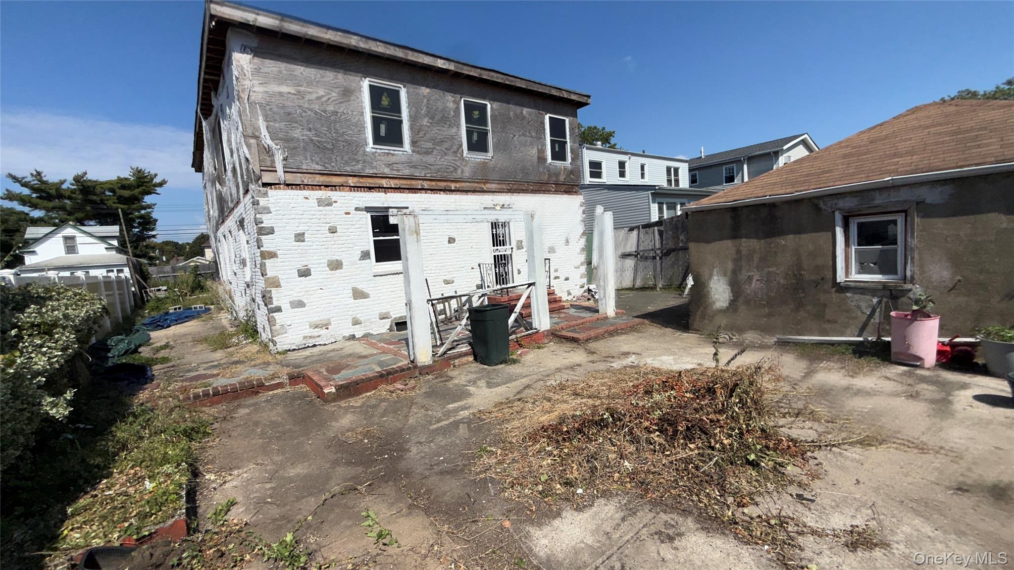 14027 247th Street, Rosedale, NY 11422