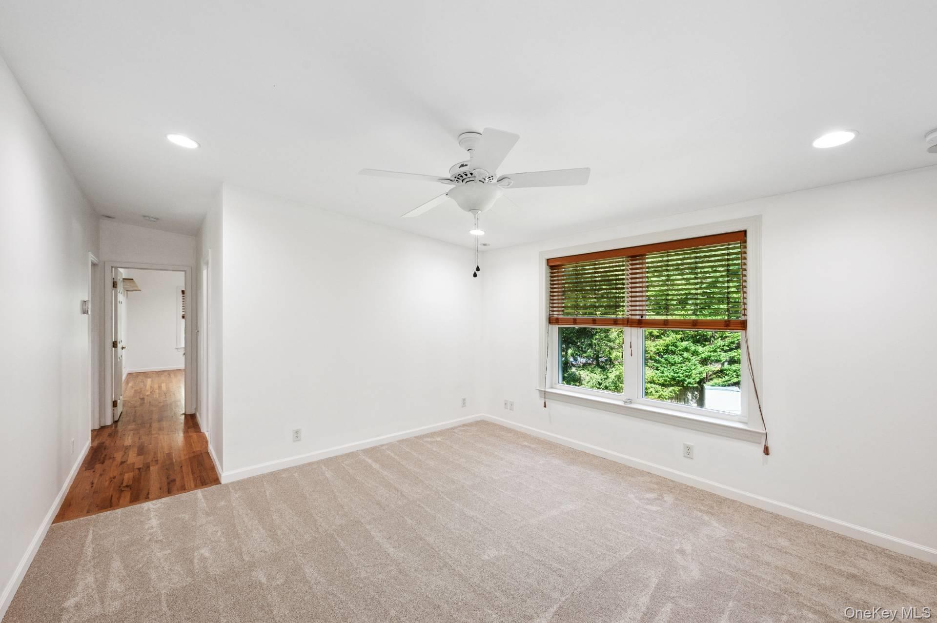 70 Straight Path, Southampton, NY 11968