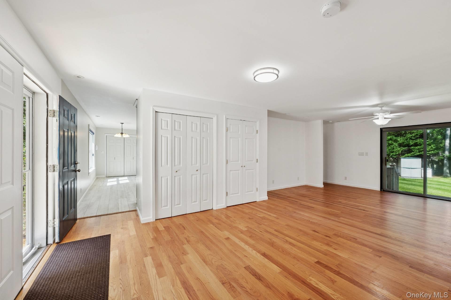 70 Straight Path, Southampton, NY 11968