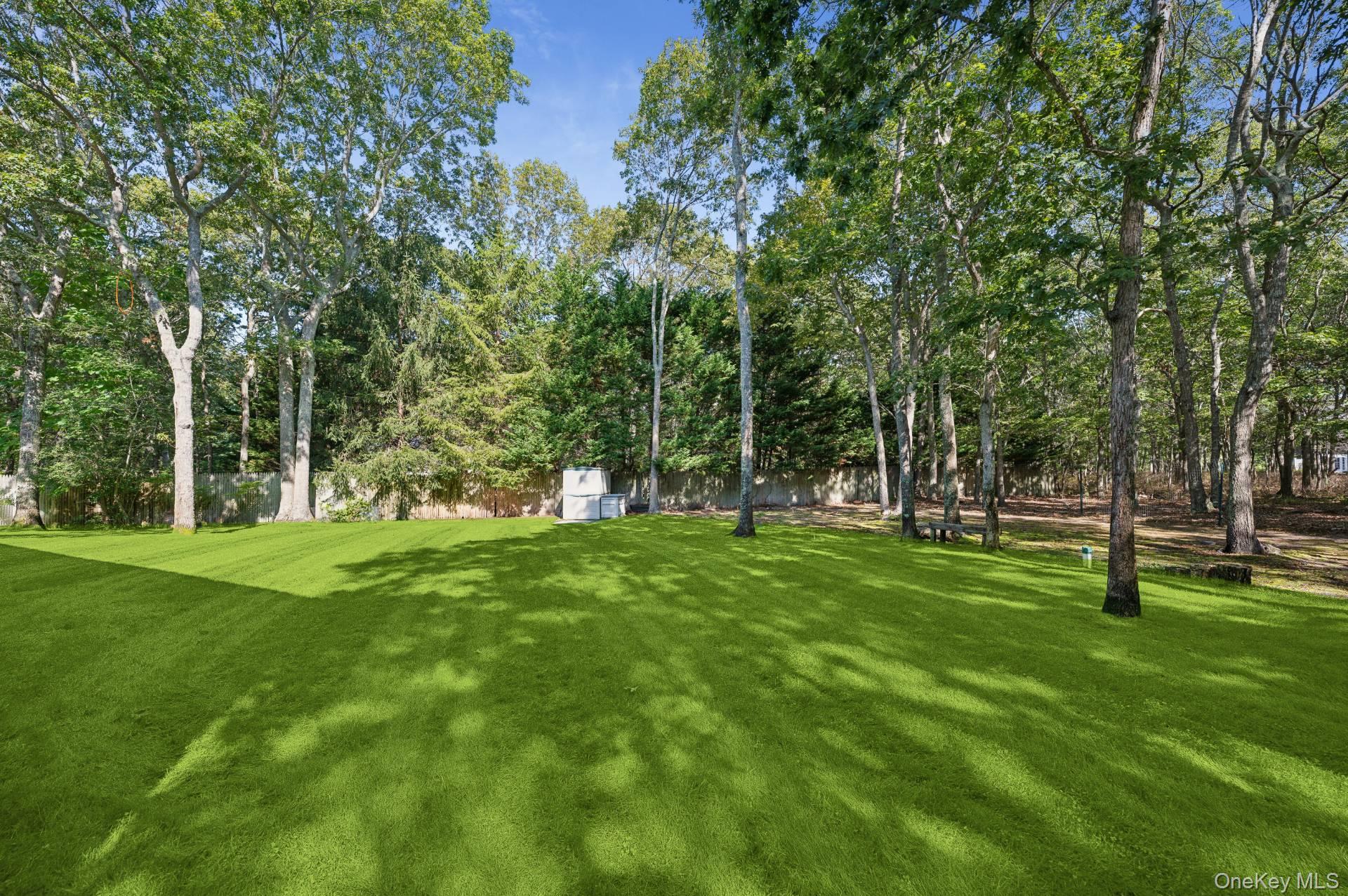 70 Straight Path, Southampton, NY 11968