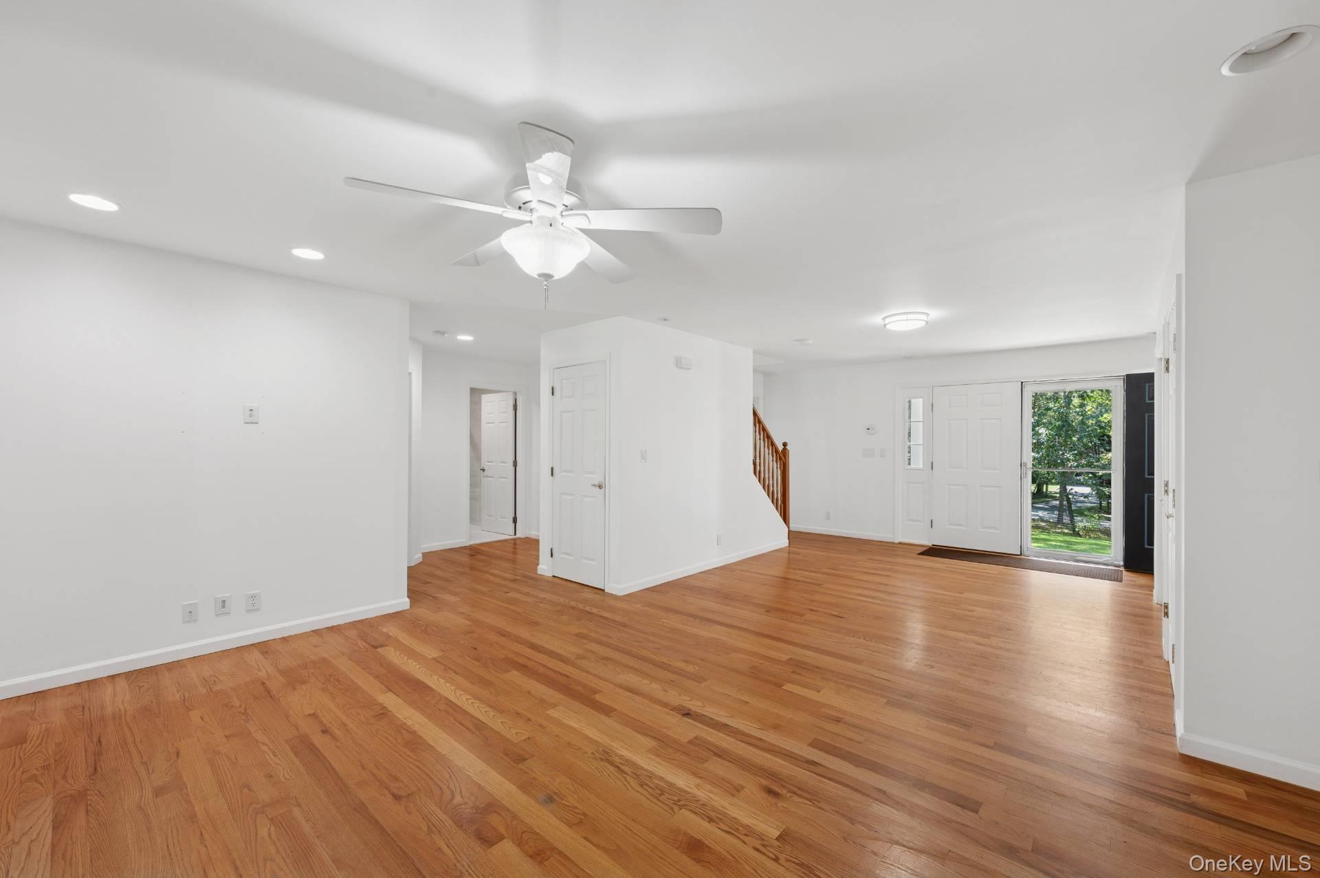 70 Straight Path, Southampton, NY 11968