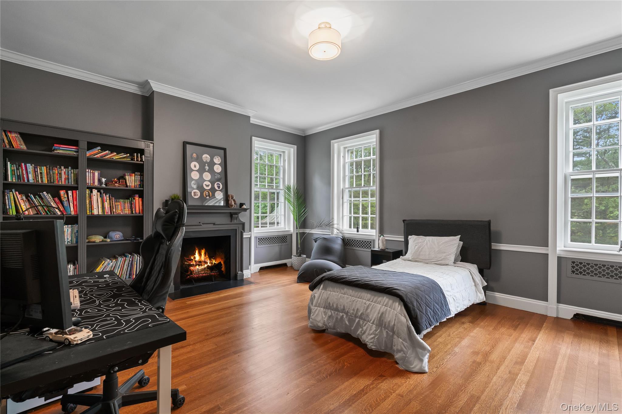 88 Wheatley Road, Old Westbury, NY 11568