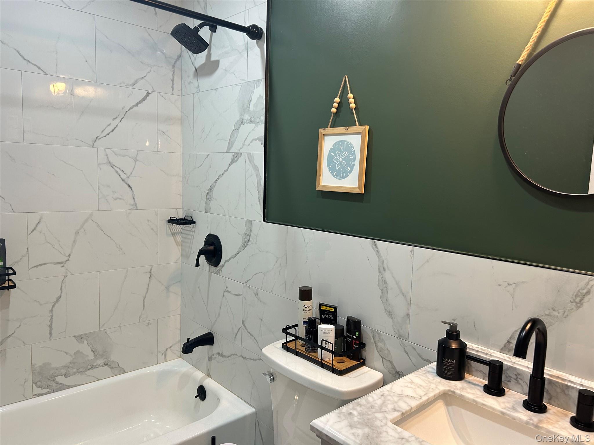 417 Fox Run Lane, Carmel, NY 10512