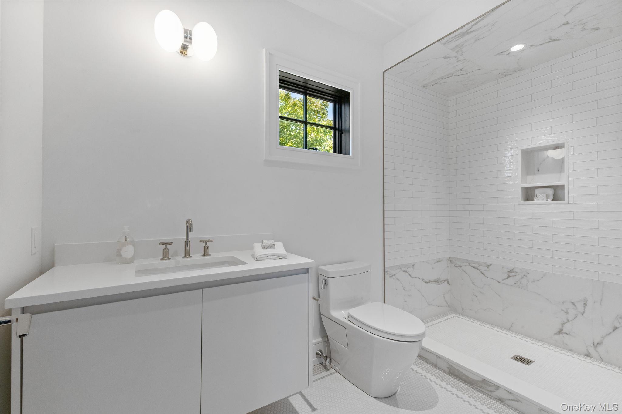 48 Lexington Avenue, Greenwich, CT 06830