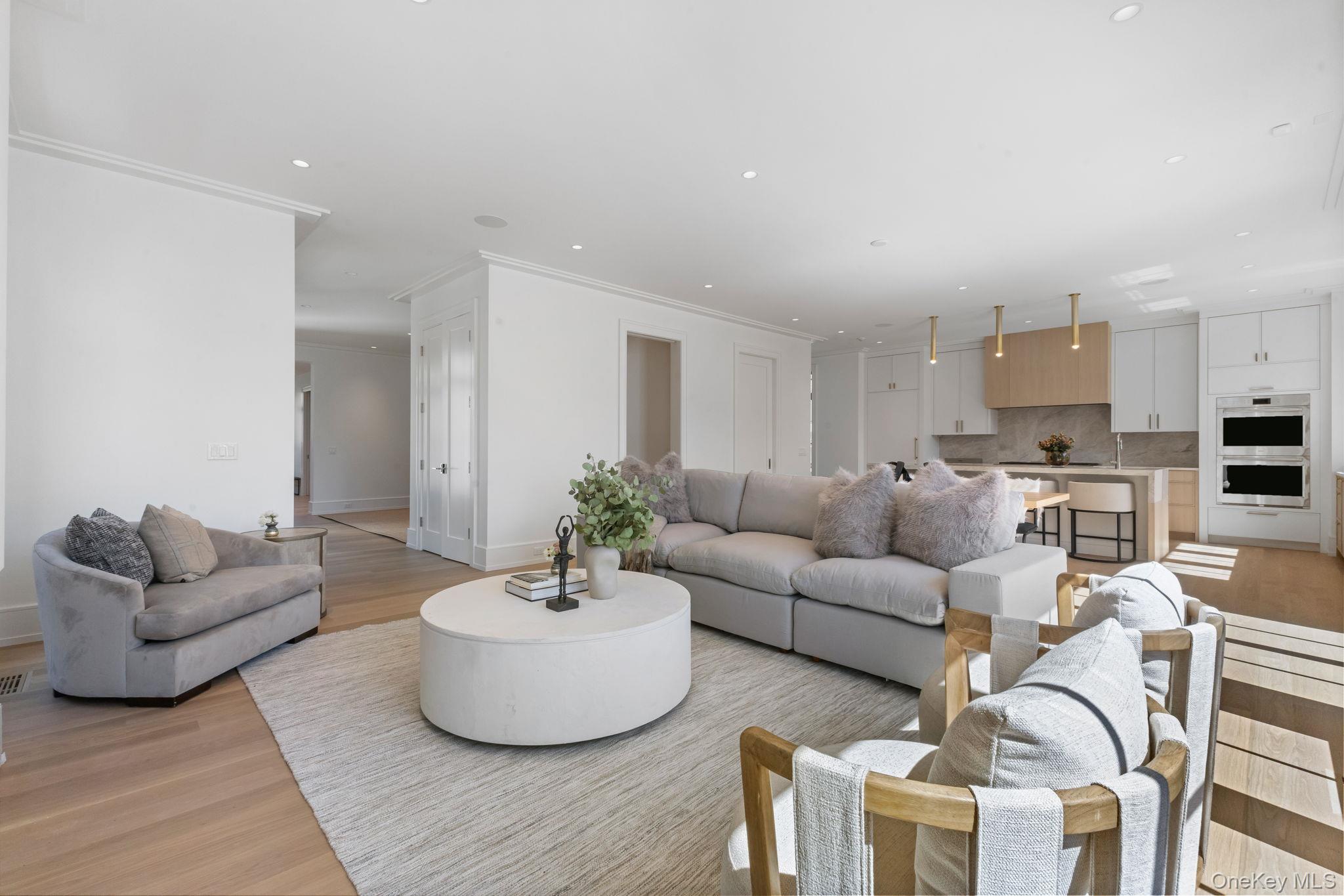 48 Lexington Avenue, Greenwich, CT 06830