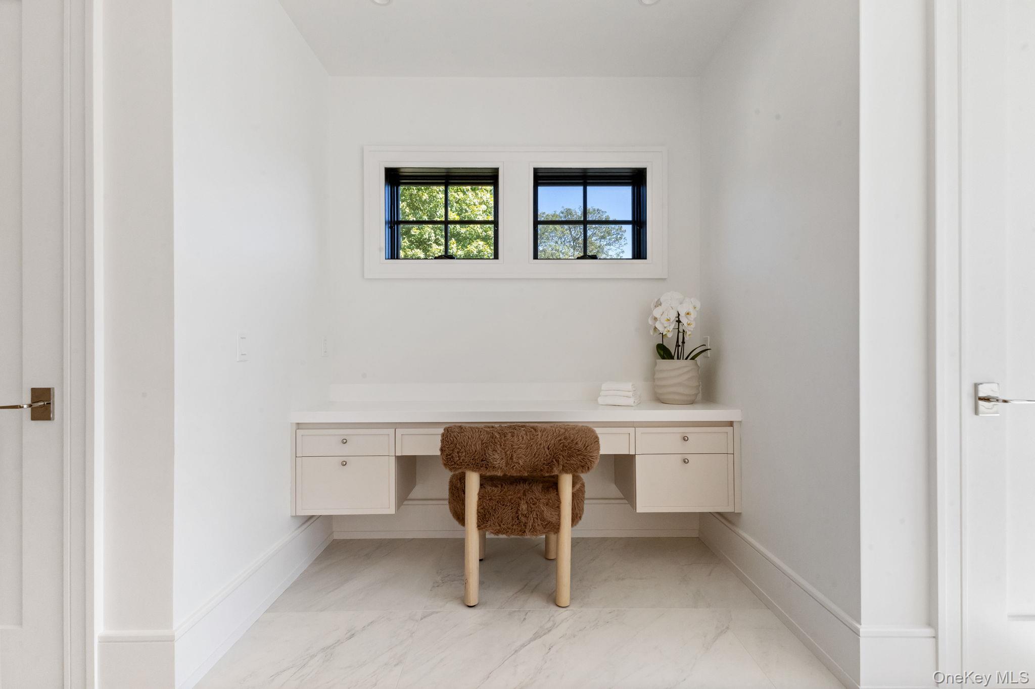 48 Lexington Avenue, Greenwich, CT 06830