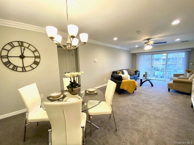 40 Westwood Drive # 49, Westbury, NY 11590