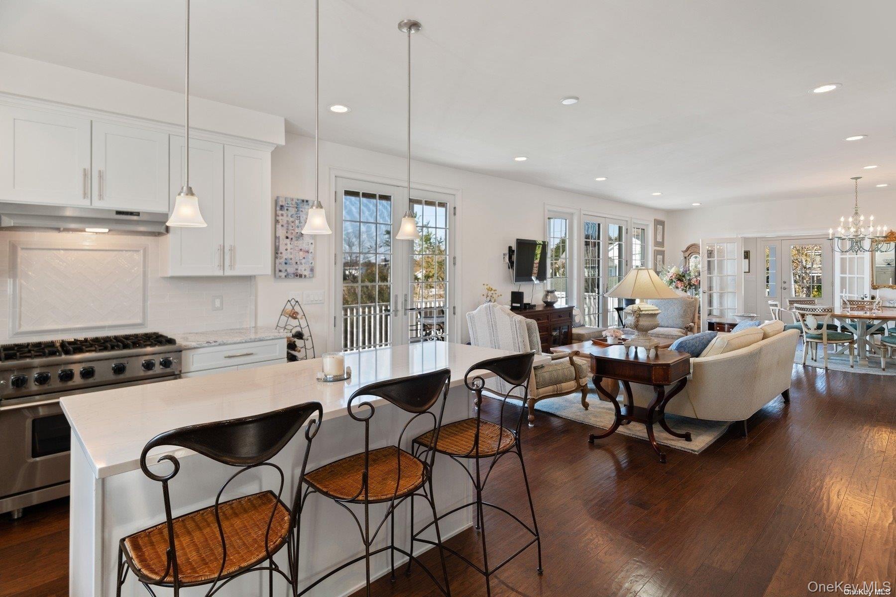 77 Library Avenue, Westhampton Beach, NY 11978