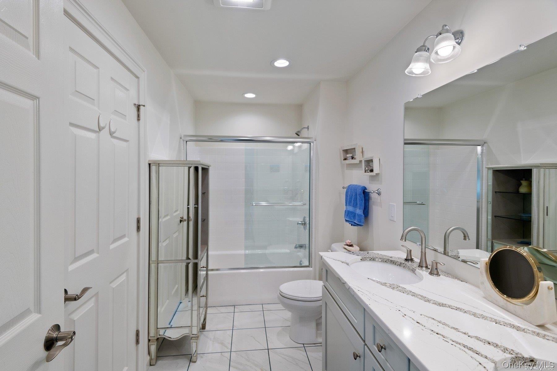 77 Library Avenue, Westhampton Beach, NY 11978