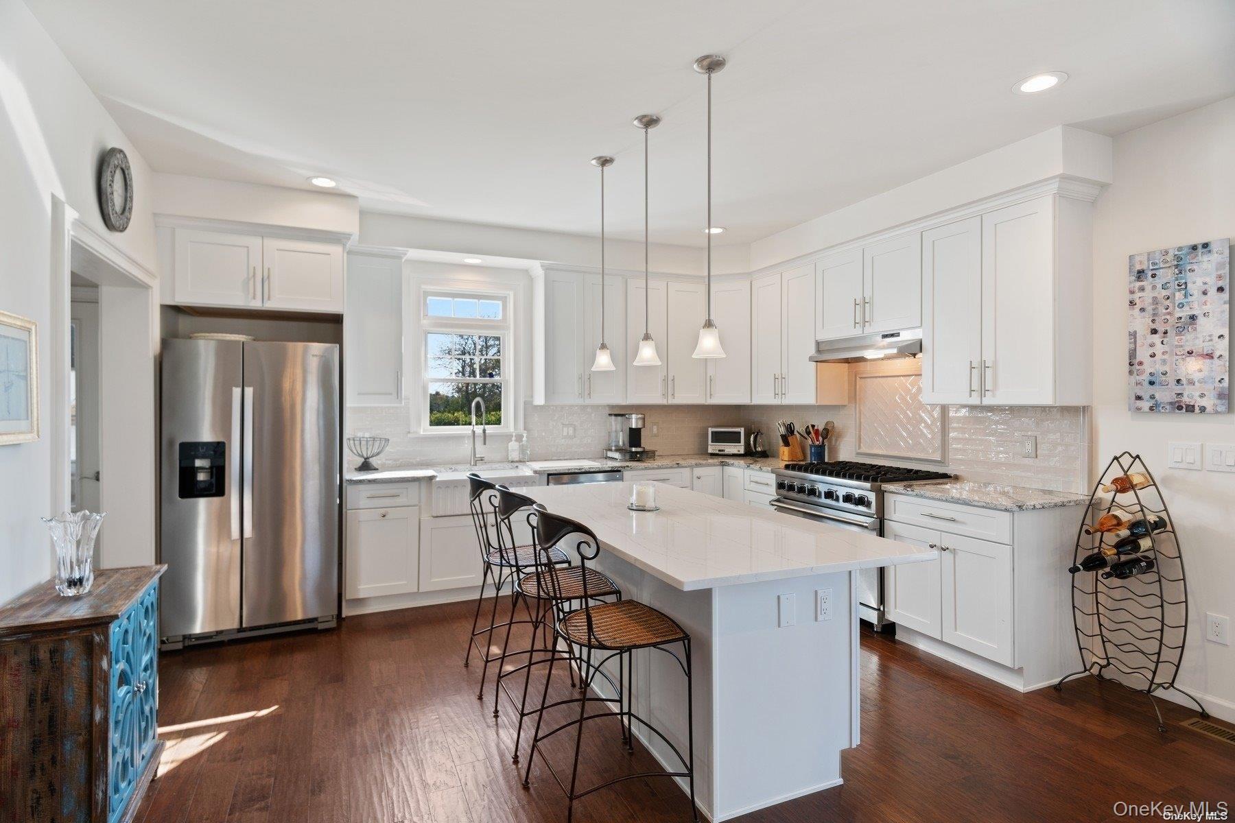 77 Library Avenue, Westhampton Beach, NY 11978