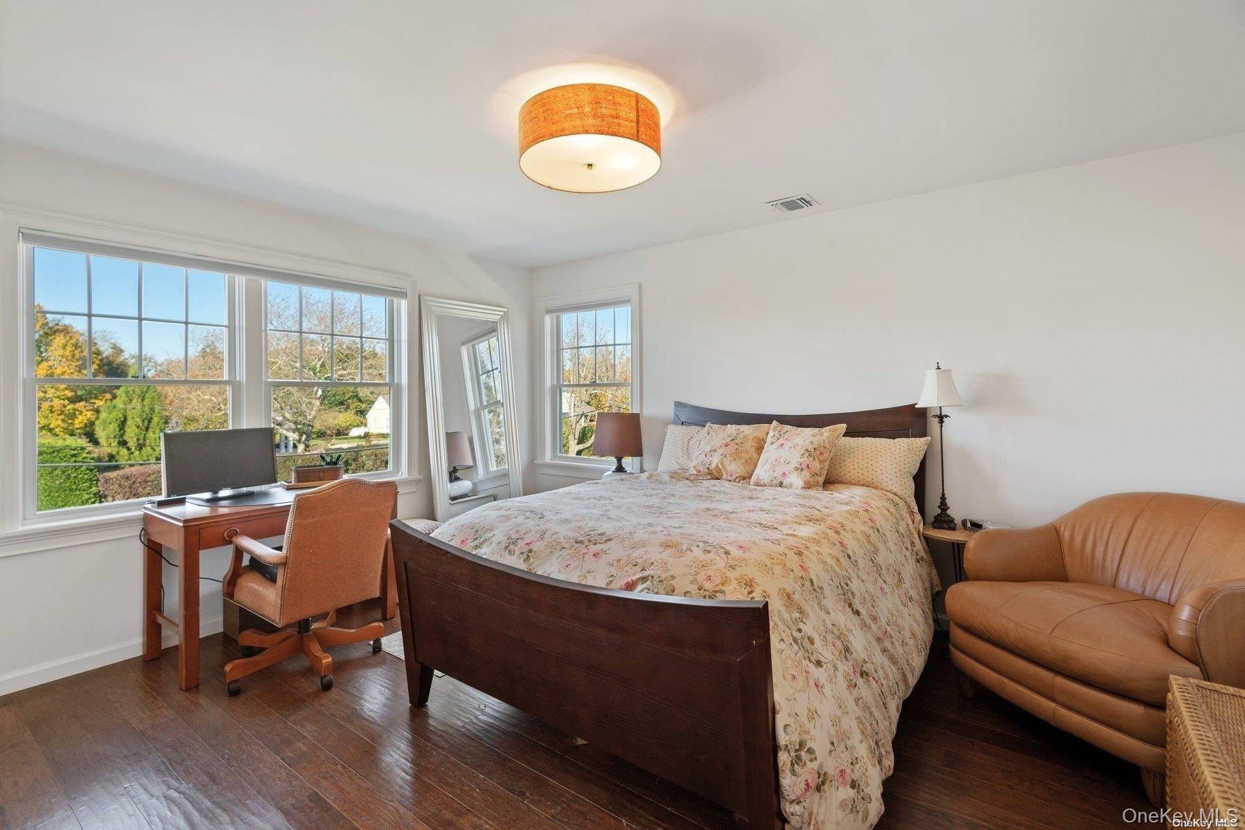 77 Library Avenue, Westhampton Beach, NY 11978