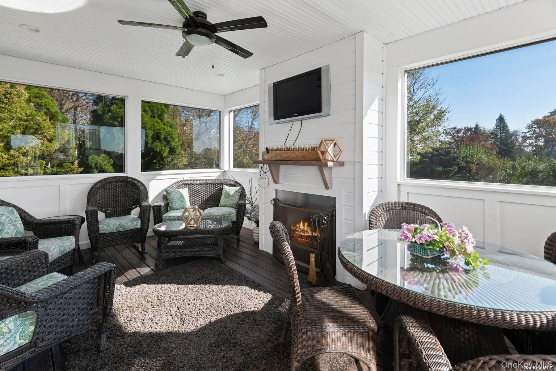 77 Library Avenue, Westhampton Beach, NY 11978