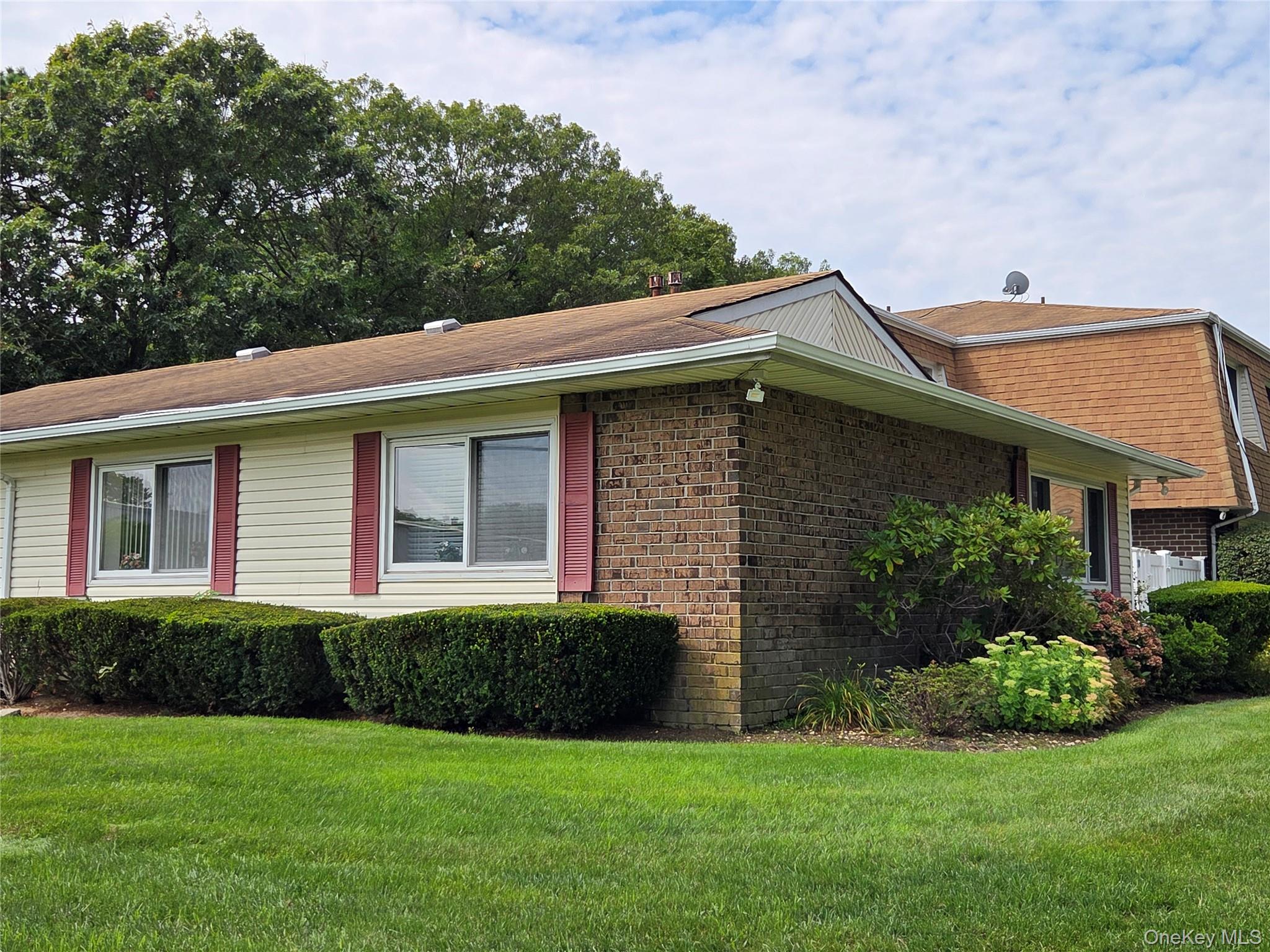 283 Storm Drive, Holtsville, NY 11742