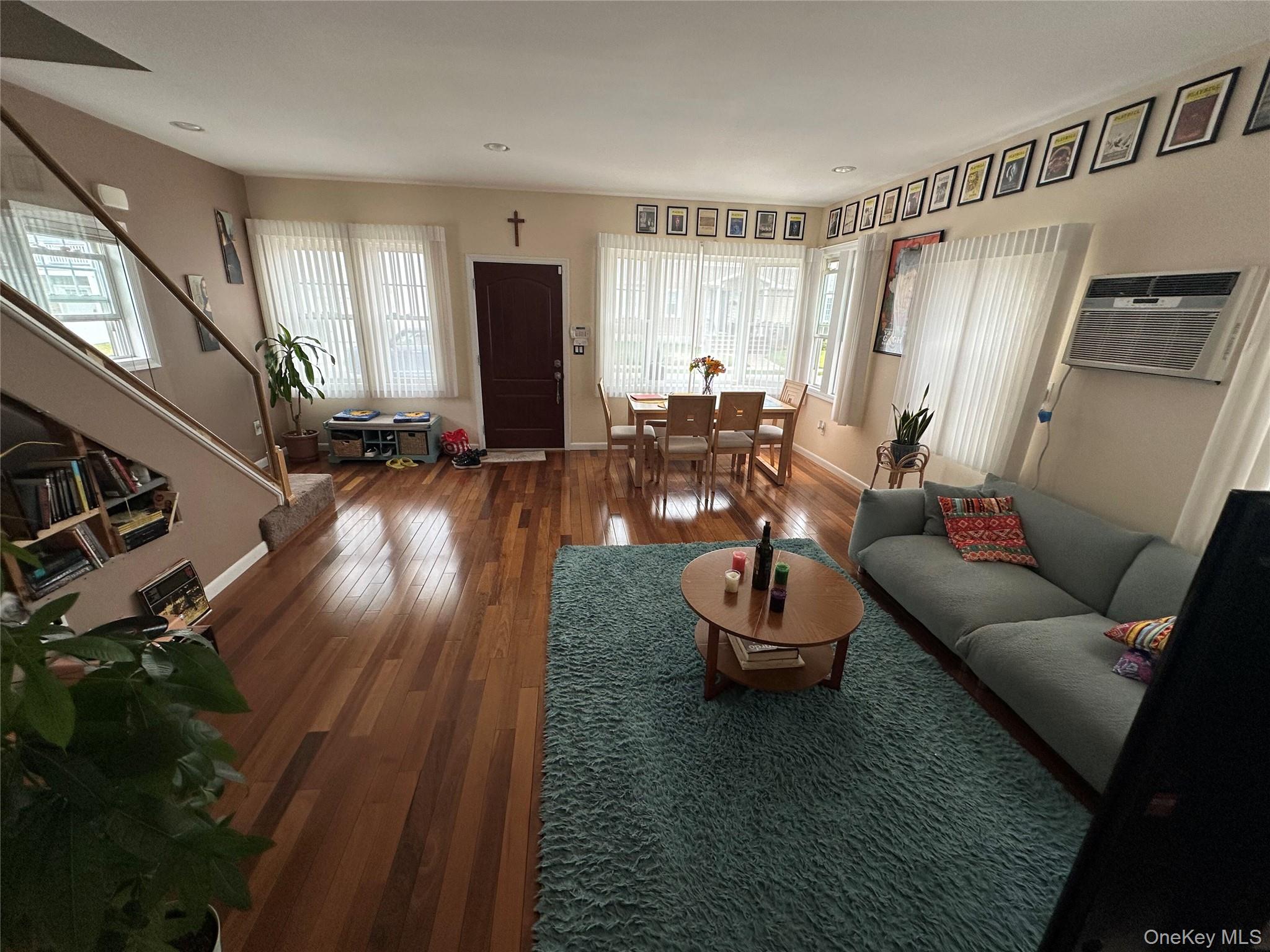 209 Rhame Avenue, East Rockaway, NY 11518