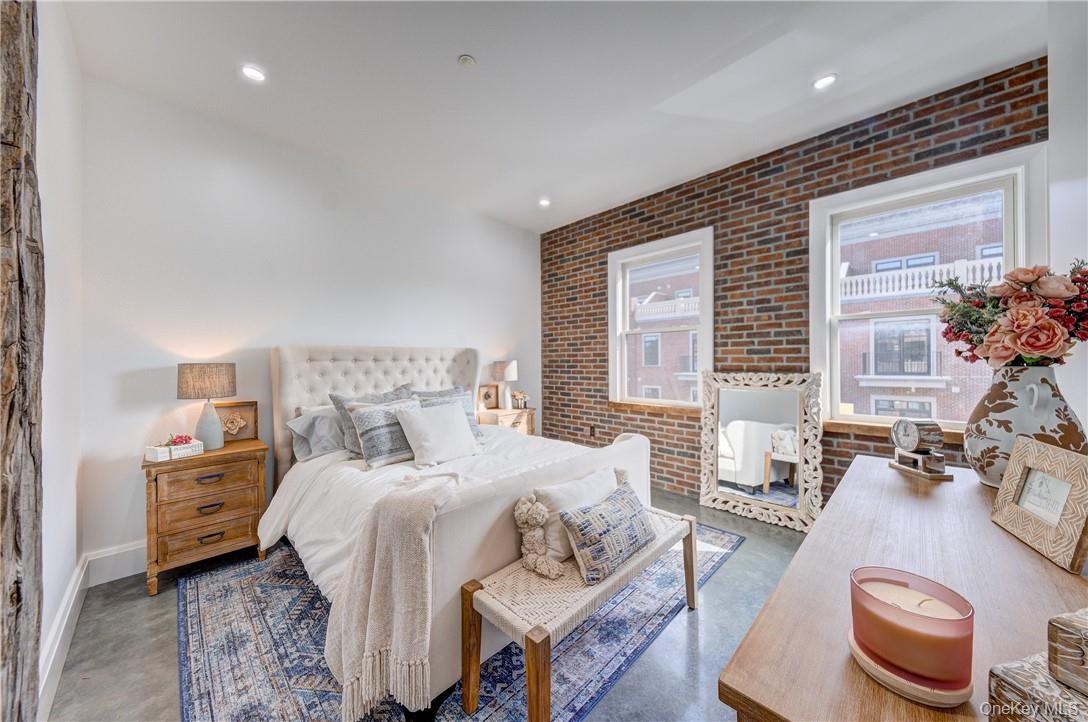 226 Main Street # 301, Beacon, NY 12508