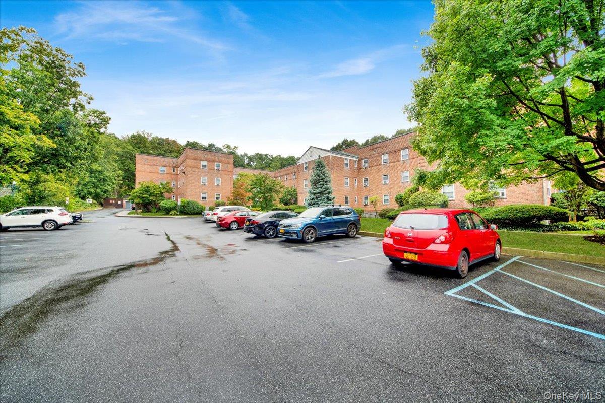 320 S Broadway # P5, Tarrytown, NY 10591