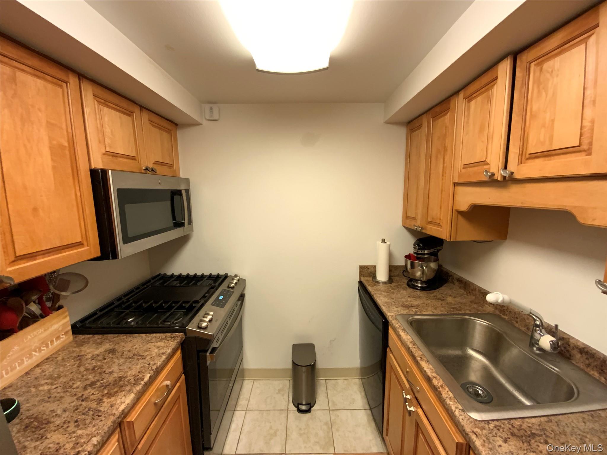 26910 Grand Central Parkway # 10J, Floral Park, NY 11005