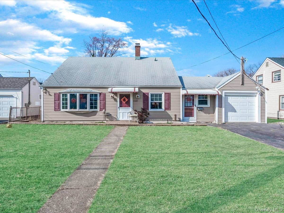 268 Fairfield Avenue, Carle Place, NY 11514