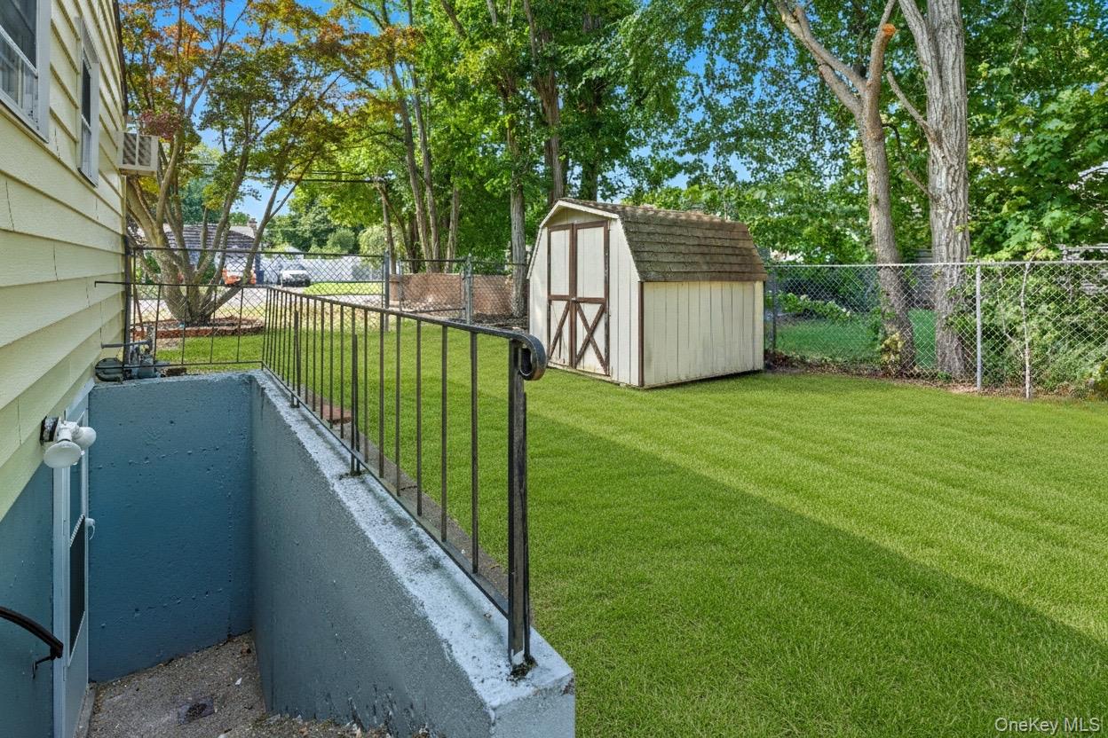 87 Bellwood Avenue, South Setauket, NY 11720