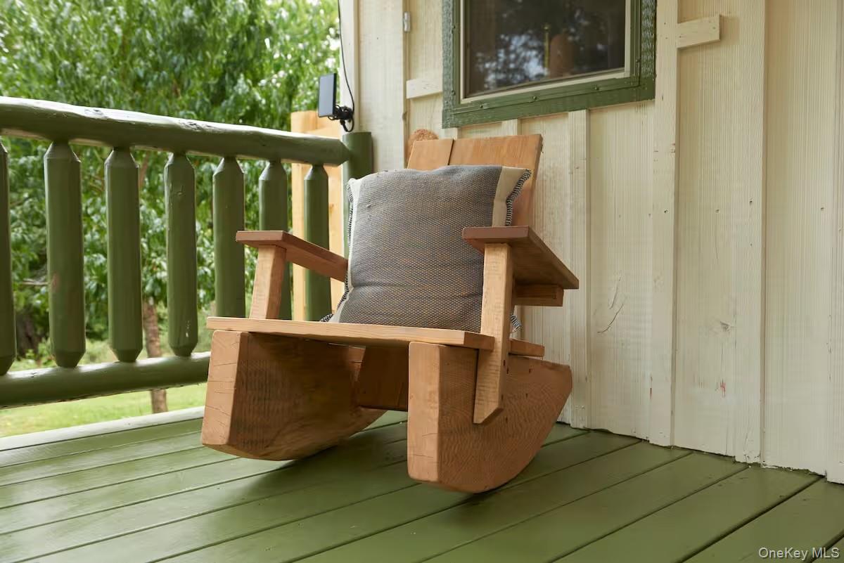 689 Church Road, Mountain Dale, NY 12763