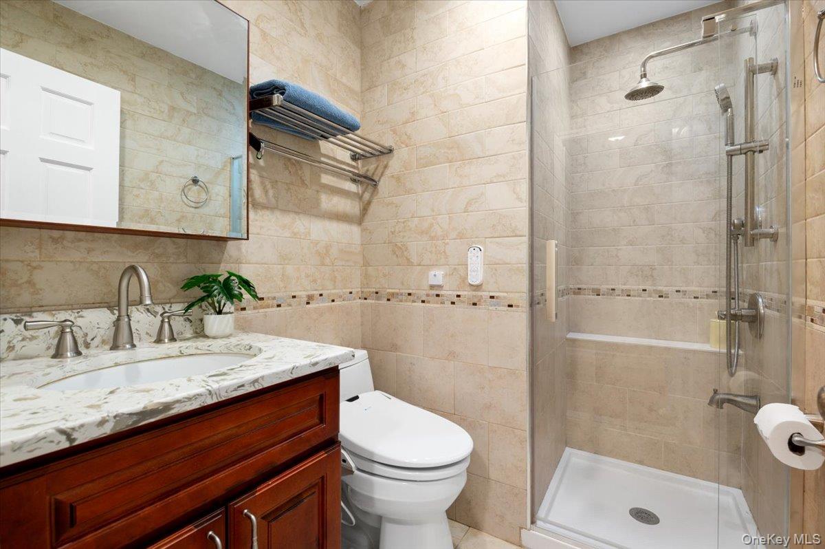 21 Mellow Lane, Jericho, NY 11753