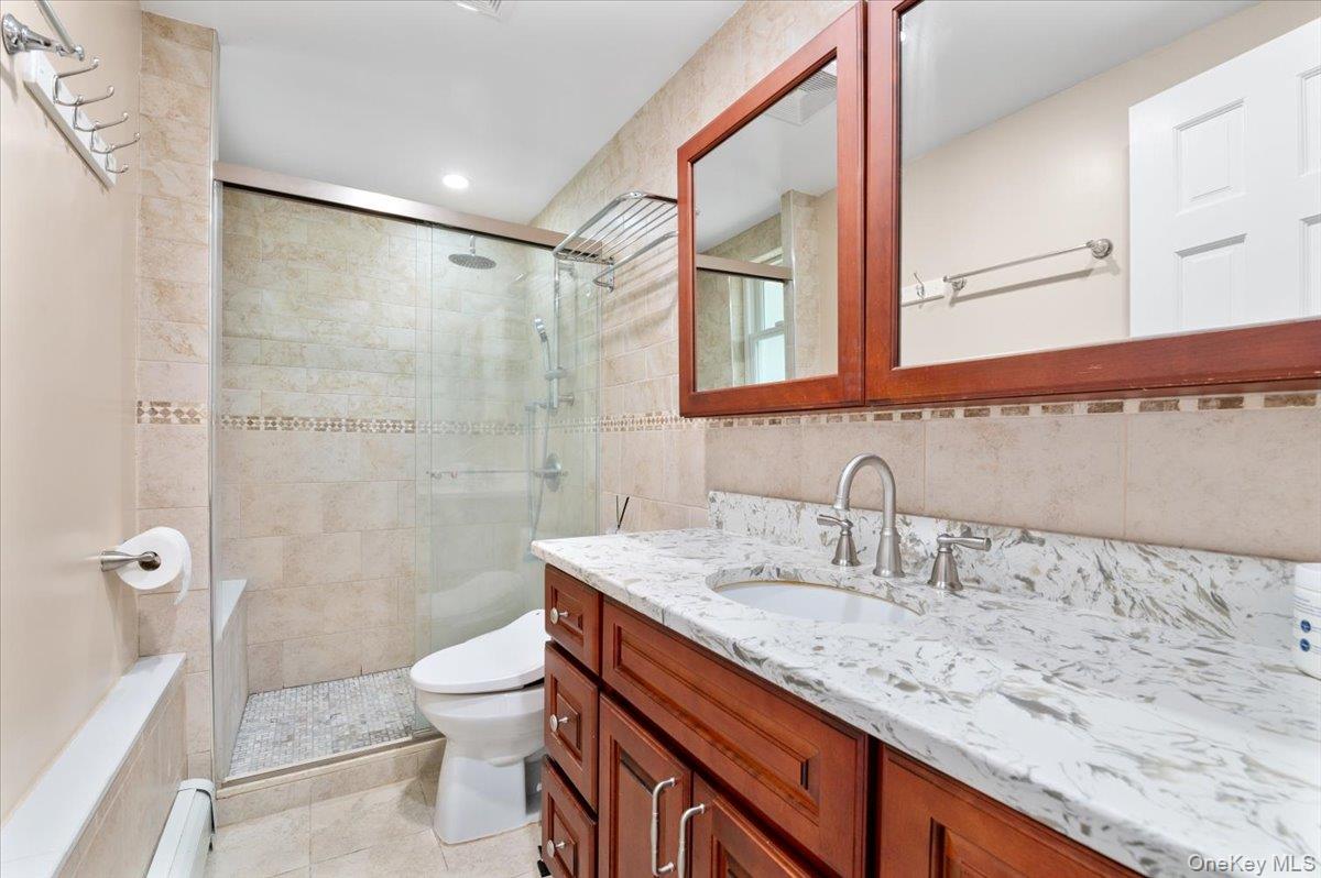 21 Mellow Lane, Jericho, NY 11753