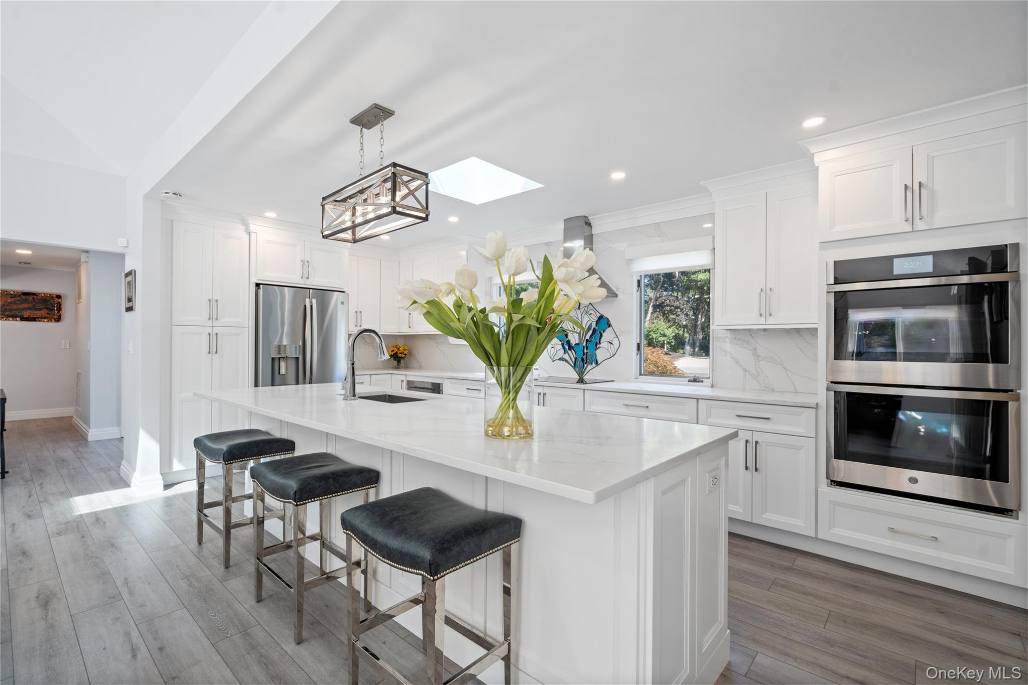 9 Debbie Trail, Hampton Bays, NY 11946