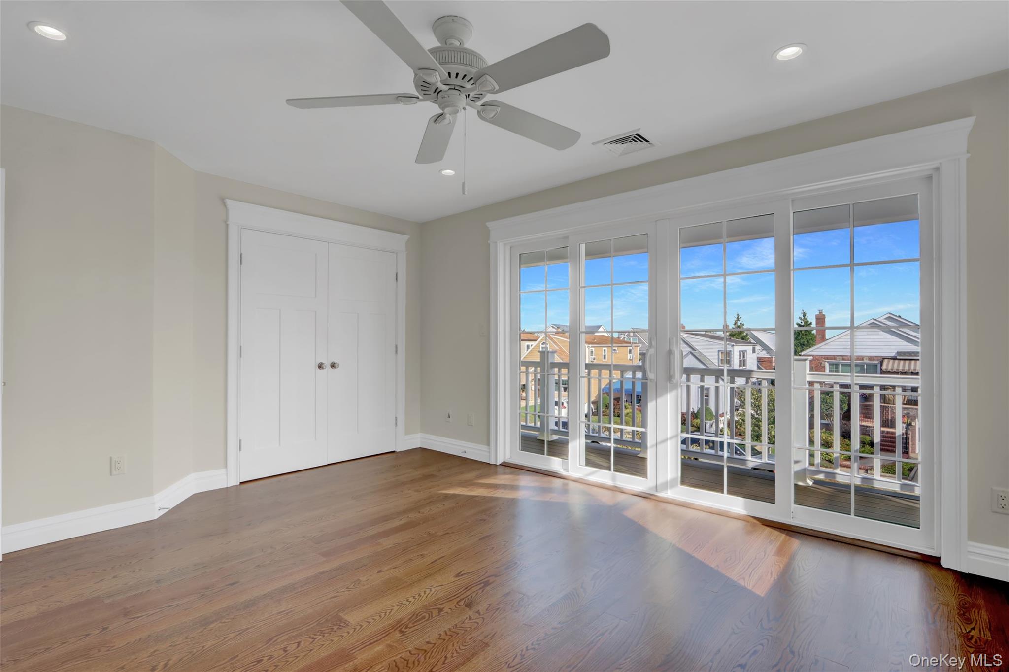 538 W Walnut Street, Long Beach, NY 11561