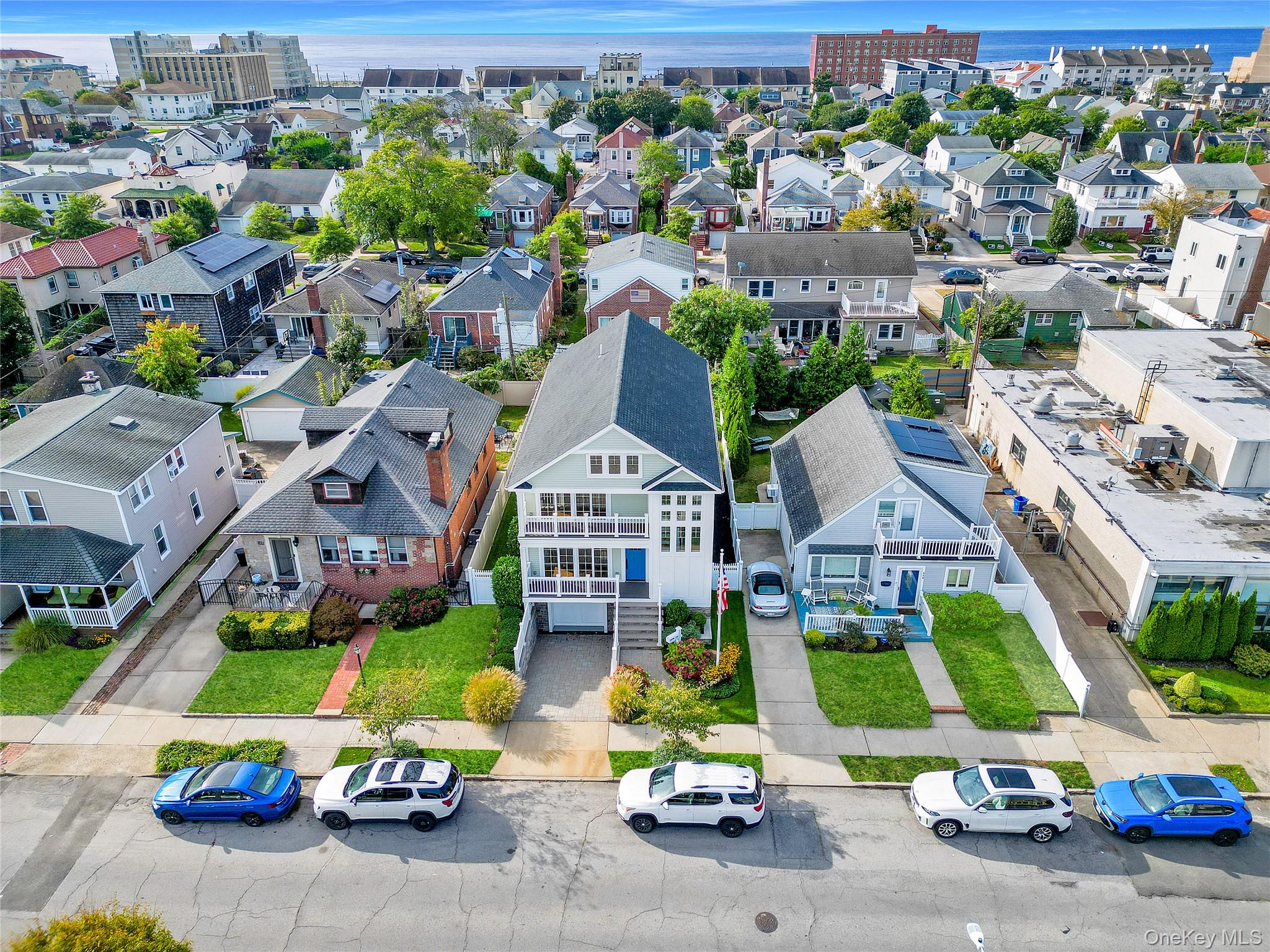 538 W Walnut Street, Long Beach, NY 11561