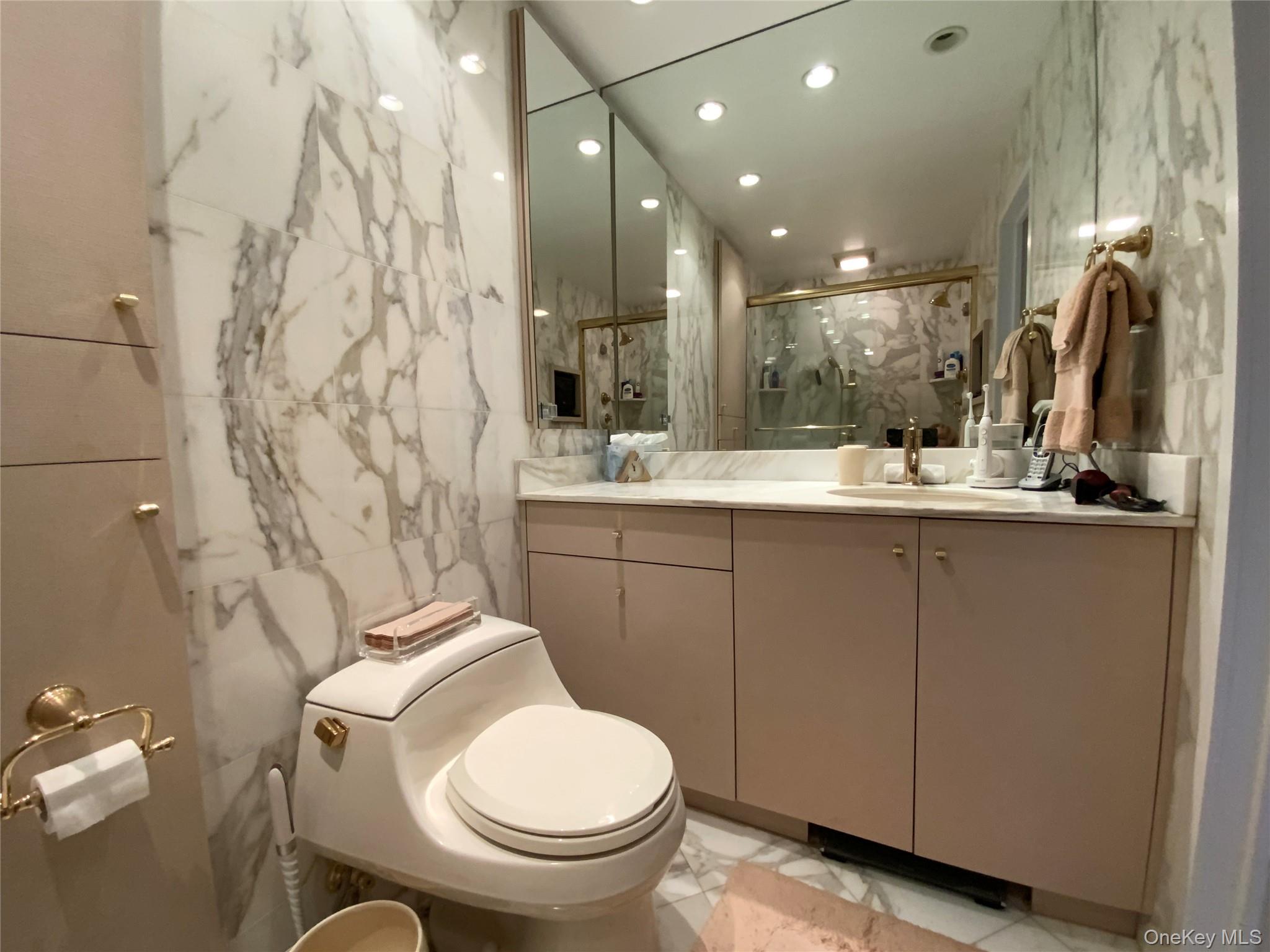 26910 Grand Central Parkway # 9H, Floral Park, NY 11005