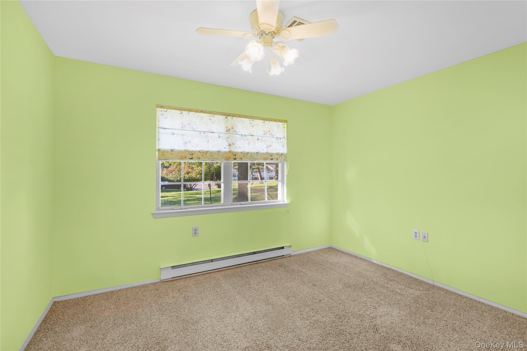 399 Woodbridge Drive # A, Ridge, NY 11961