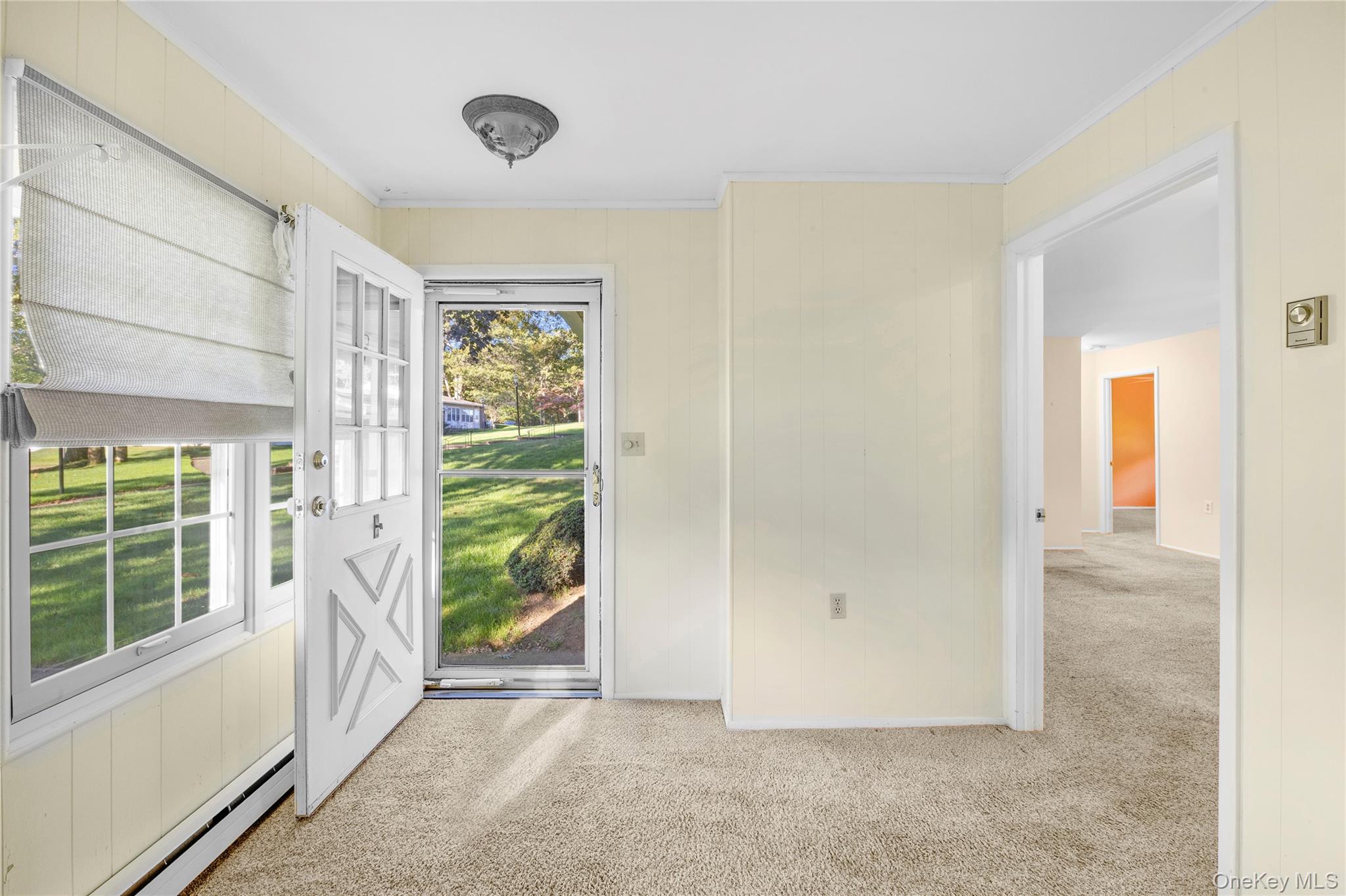 399 Woodbridge Drive # A, Ridge, NY 11961