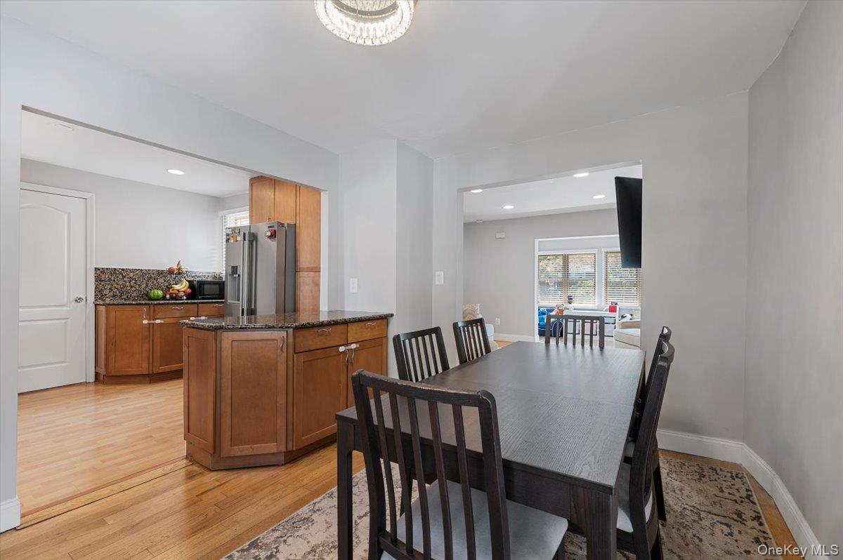 33 Prospect Avenue, Lynbrook, NY 11563