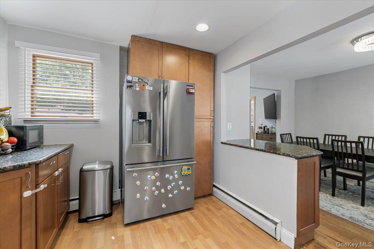 33 Prospect Avenue, Lynbrook, NY 11563