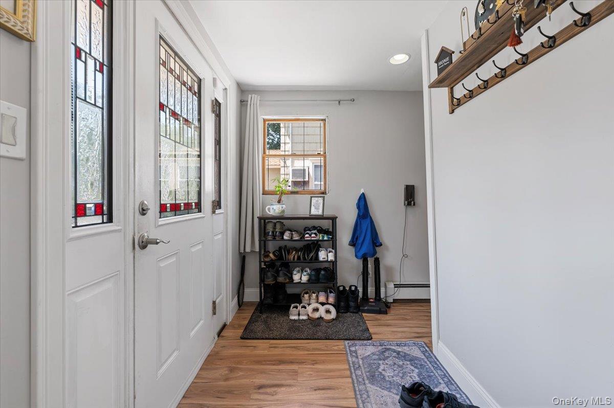 33 Prospect Avenue, Lynbrook, NY 11563