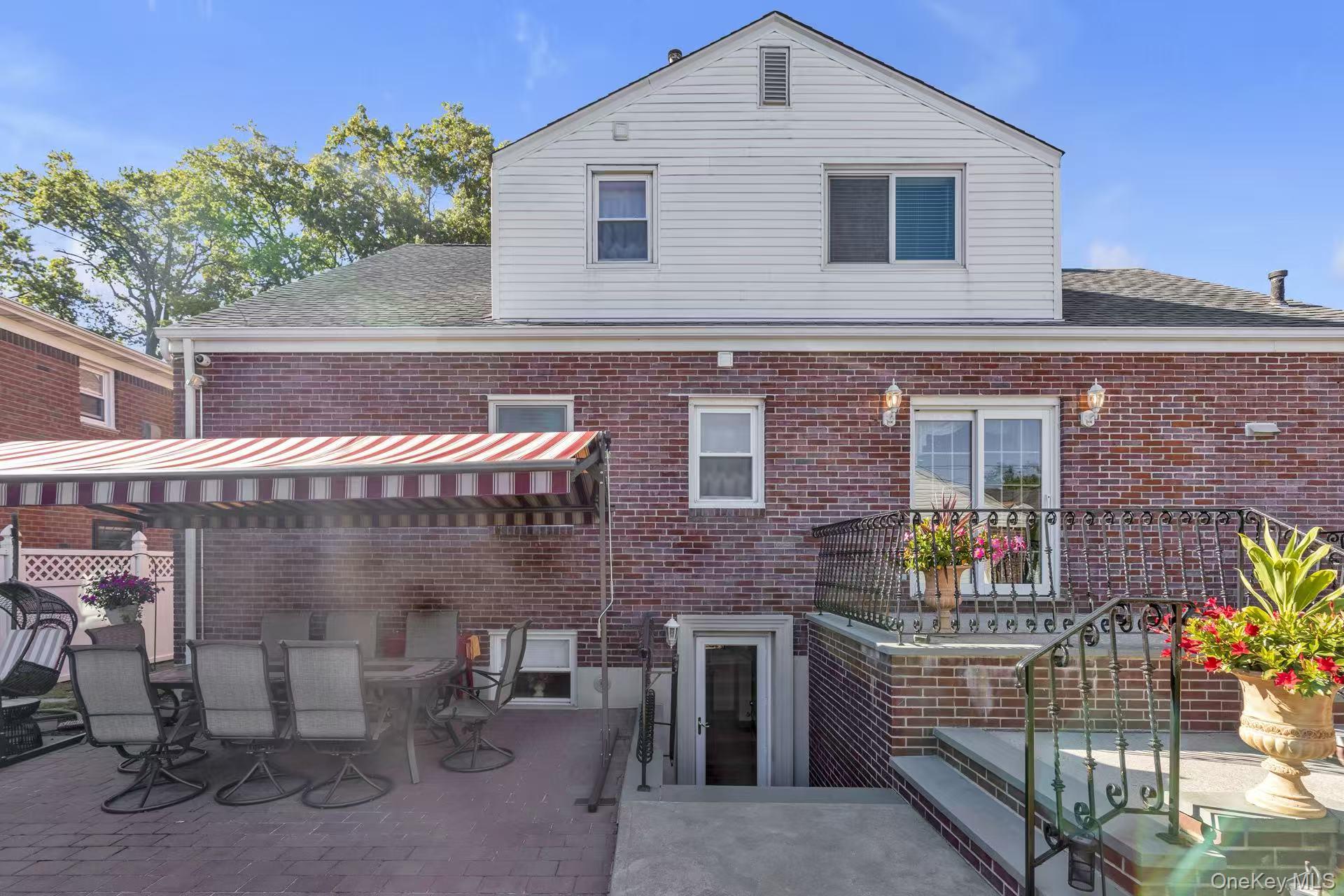 15421 Bayside Avenue, Flushing, NY 11354