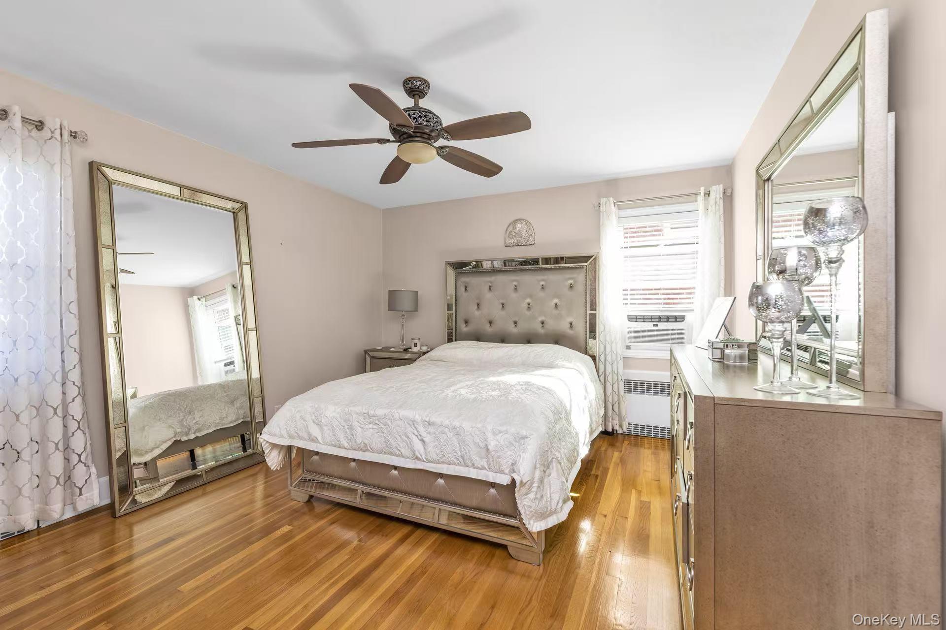 15421 Bayside Avenue, Flushing, NY 11354