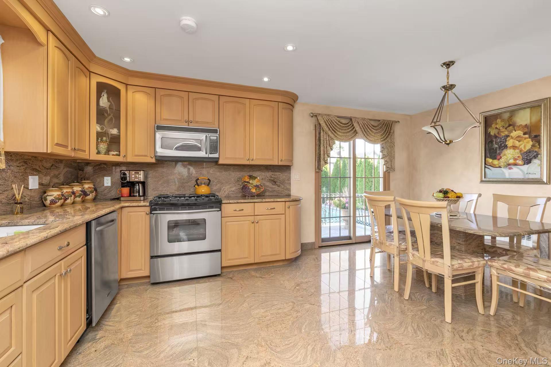 15421 Bayside Avenue, Flushing, NY 11354