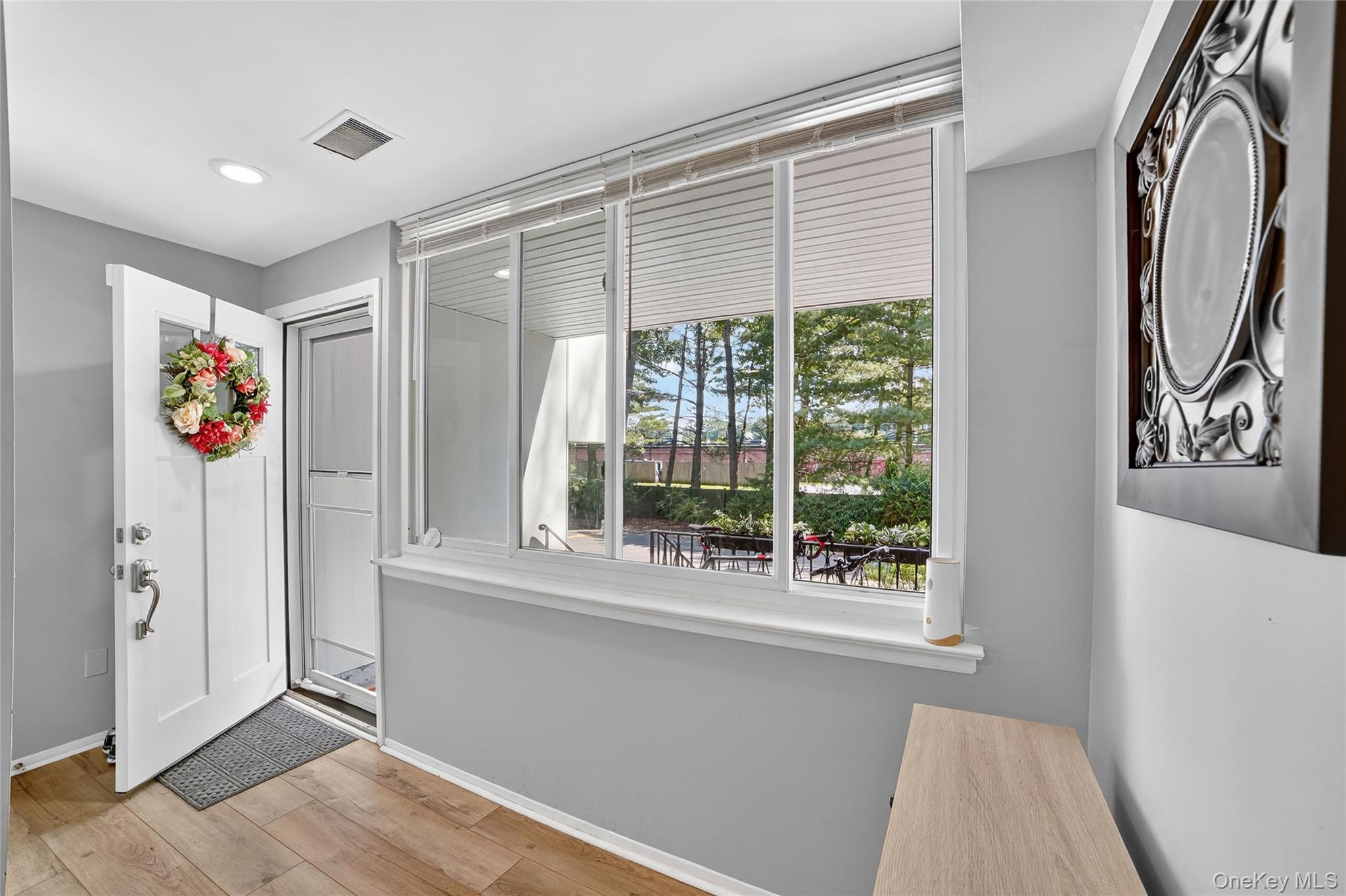 1504 Fox Glen Drive, Hartsdale, NY 10530