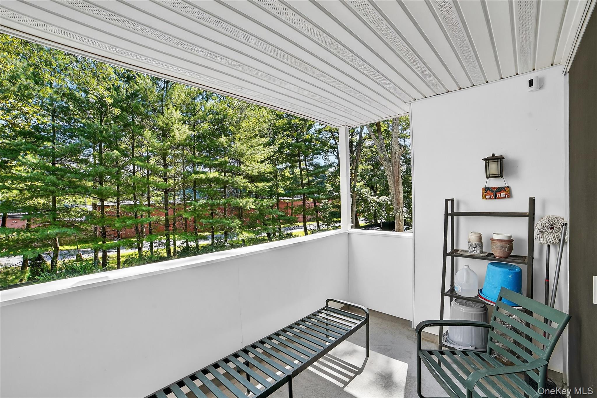 1504 Fox Glen Drive, Hartsdale, NY 10530