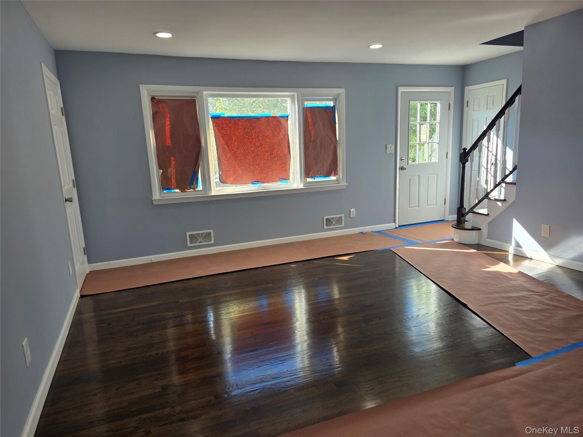 6 Hilliard Avenue, Central Islip, NY 11722