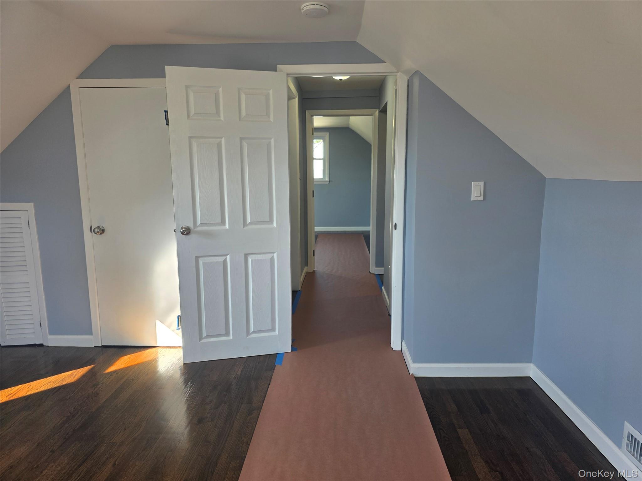 6 Hilliard Avenue, Central Islip, NY 11722