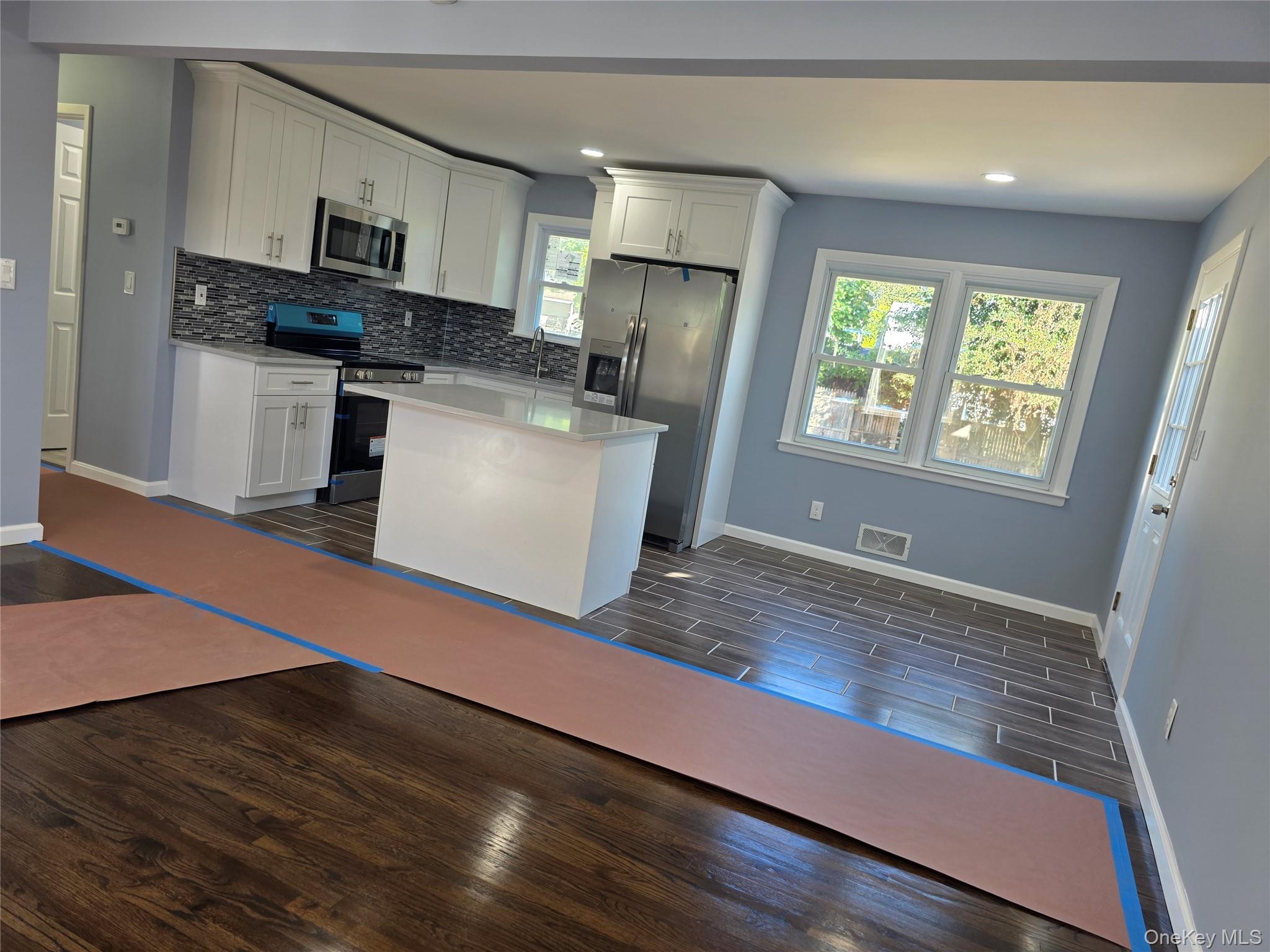 6 Hilliard Avenue, Central Islip, NY 11722