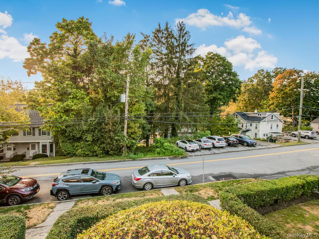 67 Carpenter Avenue # B, Mount Kisco, NY 10549