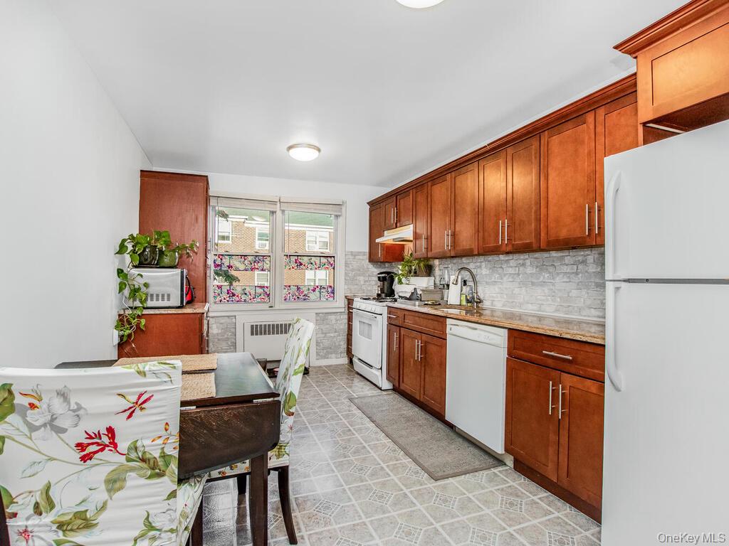 67 Carpenter Avenue # B, Mount Kisco, NY 10549