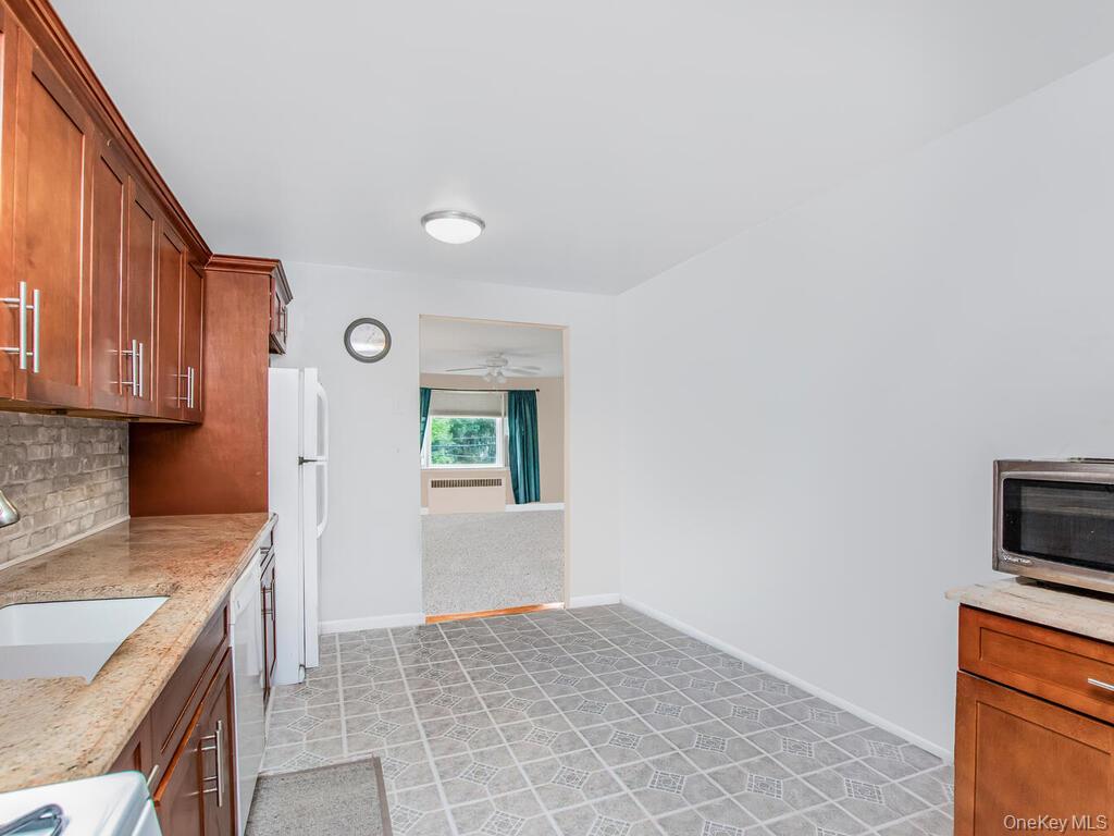 67 Carpenter Avenue # B, Mount Kisco, NY 10549