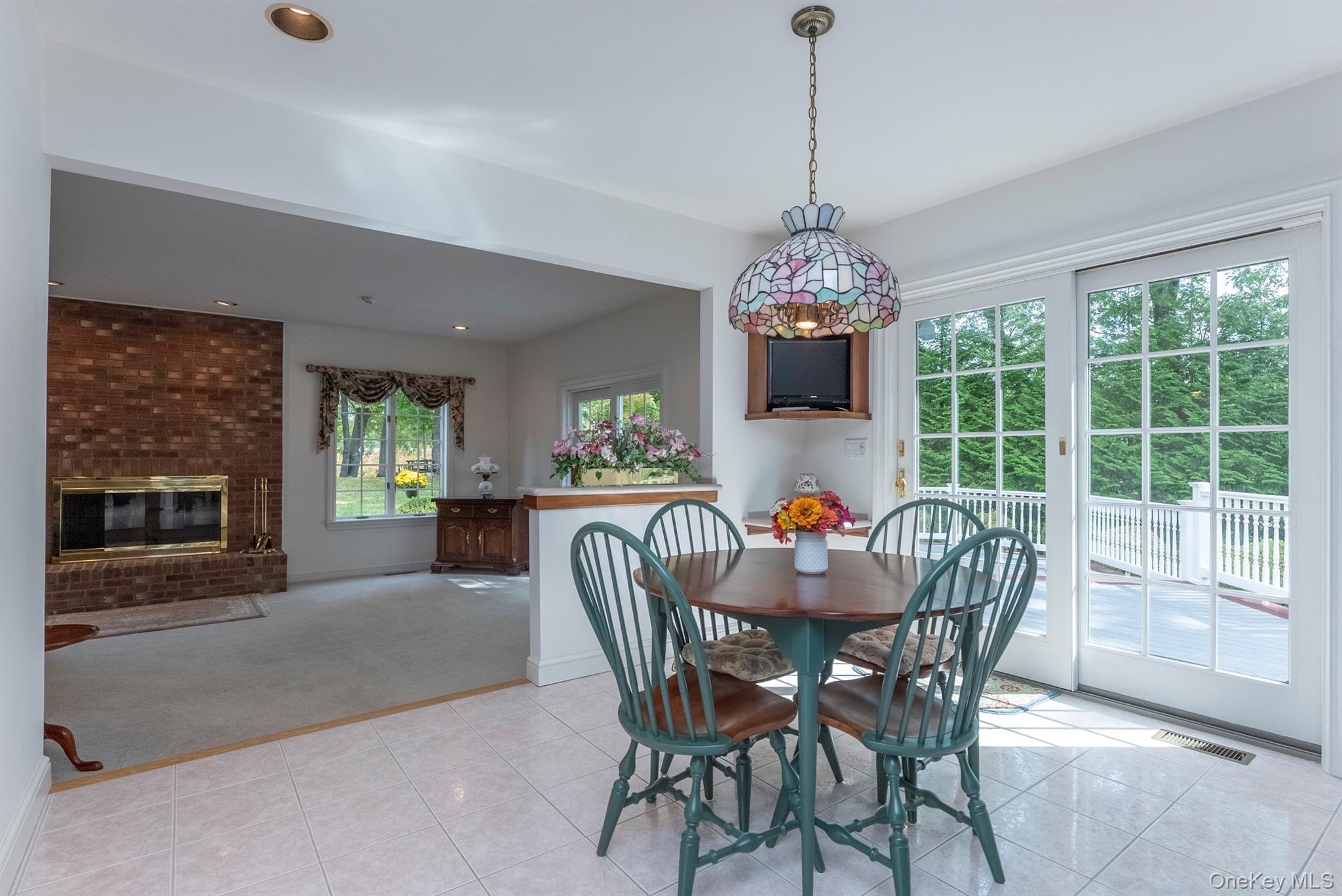 25 Alison Court, Kingston, NY 12401